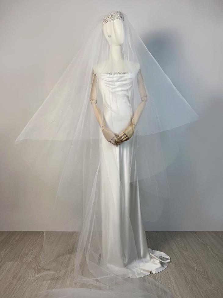 Фата невесты длинная фактурная