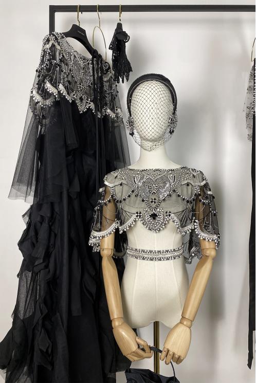 Накидка вечерняя с камнями