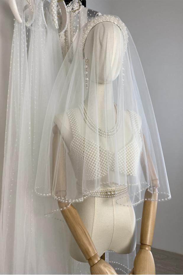 
						Ободок Кокошник Жемчужный