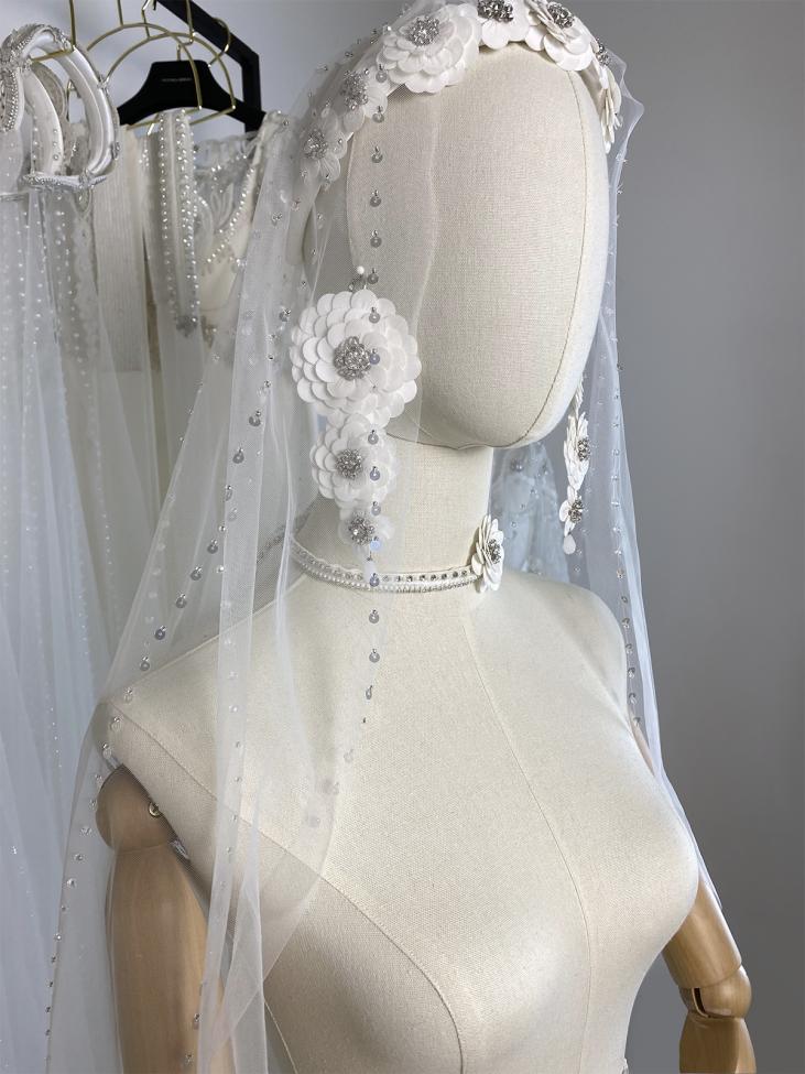 Ободок с цветами свадебный