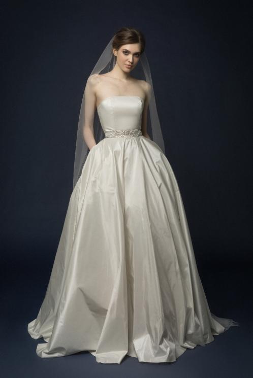 Пышное классическое свадебное платье FILONA