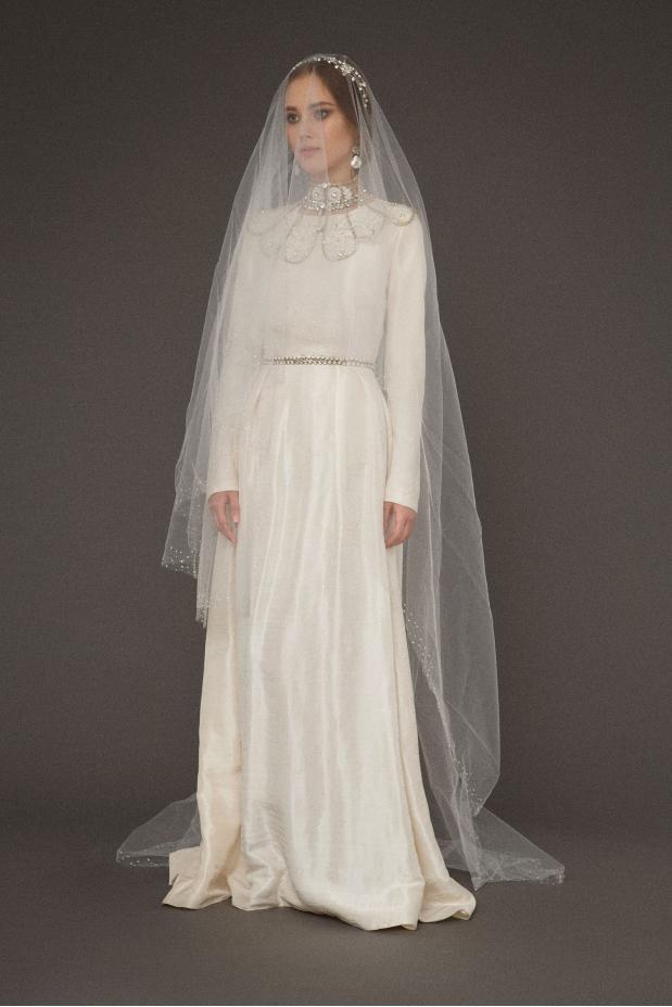 ФАТА ВЕНЧАЛЬНАЯ С ВЫШИВКОЙ АРТ.0734