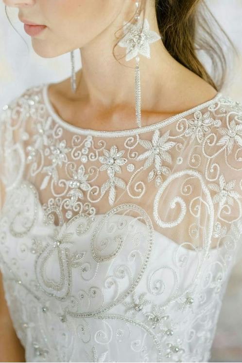 Накидка длинная с вышивкой бисером