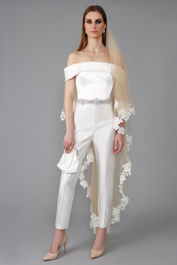 Фата кружевная на гребне АРТ.02712