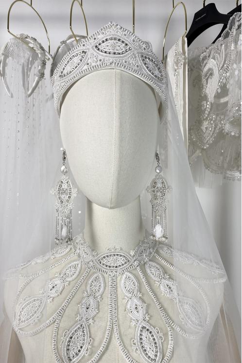 Кокошник Белава