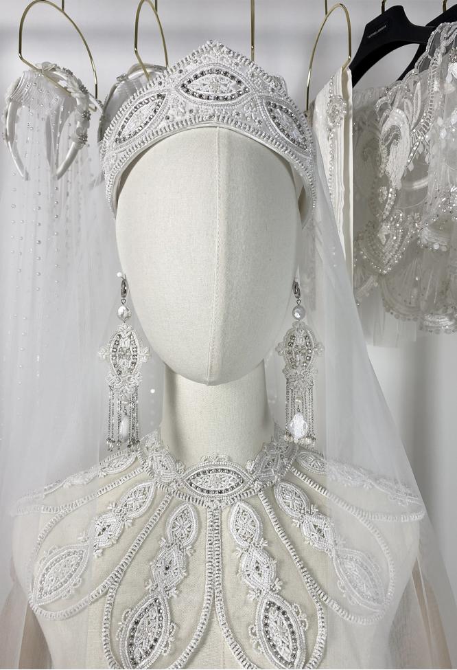 Кокошник Белава