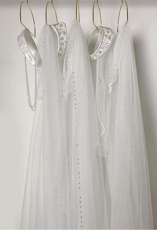 Фаты свадебные на гребне