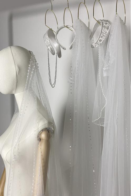 Фаты свадебные на гребне